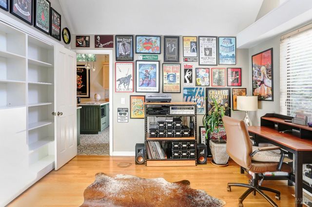 609 Ross Ct, Sonoma, CA 95476