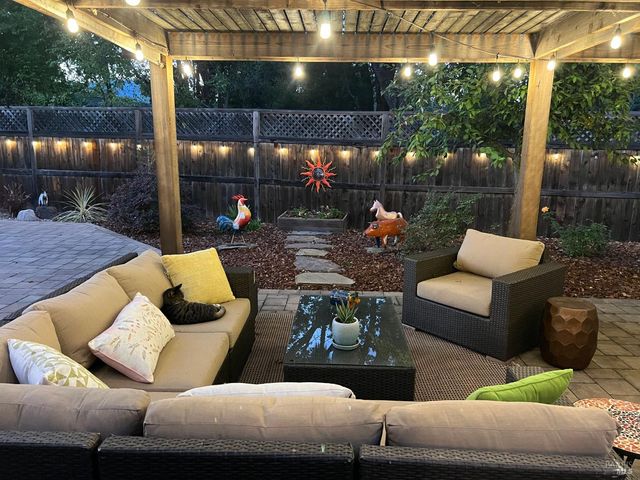 609 Ross Ct, Sonoma, CA 95476