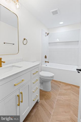 530 N CARROLLTON AVE, Baltimore, MD 21223