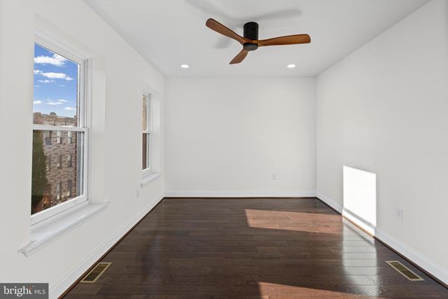 530 N CARROLLTON AVE, Baltimore, MD 21223
