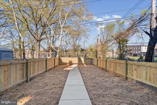 530 N CARROLLTON AVE, Baltimore, MD 21223