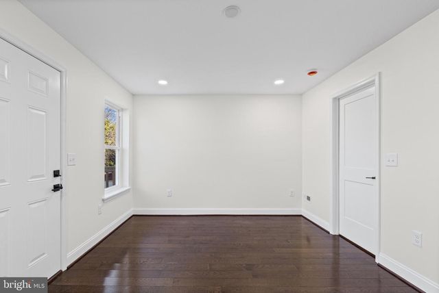 530 N CARROLLTON AVE, Baltimore, MD 21223