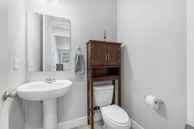 5732 Pikes Peak Loop NE, Rio Rancho, NM 87144