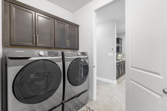 5732 Pikes Peak Loop NE, Rio Rancho, NM 87144