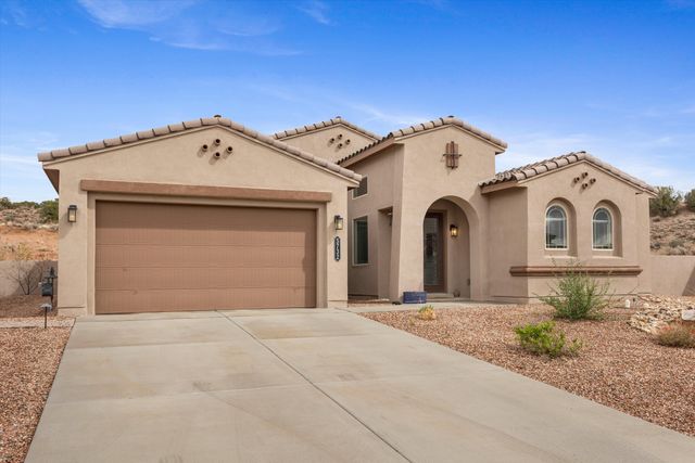 5732 Pikes Peak Loop NE, Rio Rancho, NM 87144