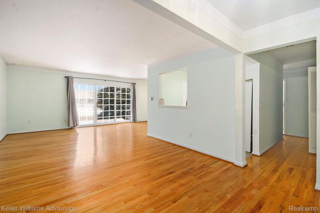 426 Fox Hills Drive N A5, Bloomfield Hills, MI 48304