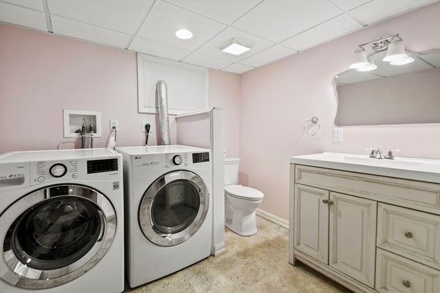 86 Harriet Avenue, Shrewsbury, MA 01545