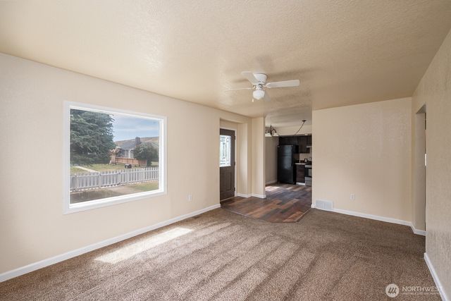 357 7th Avenue SW, Ephrata, WA 98823