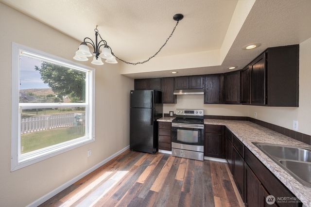 357 7th Avenue SW, Ephrata, WA 98823