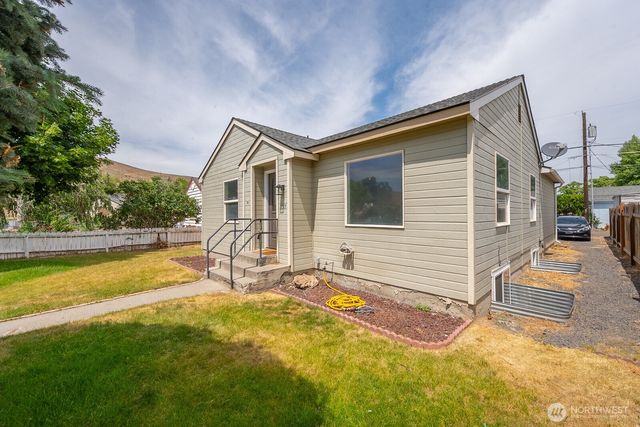 357 7th Avenue SW, Ephrata, WA 98823