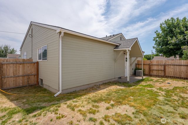 357 7th Avenue SW, Ephrata, WA 98823