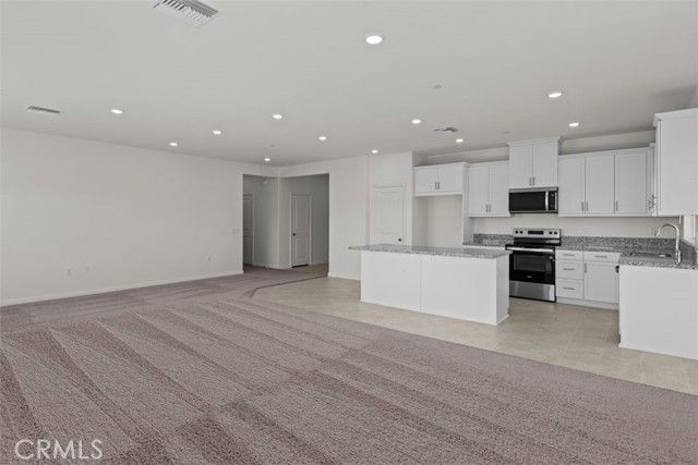 1218 Butterfly Way, Banning, CA 92220