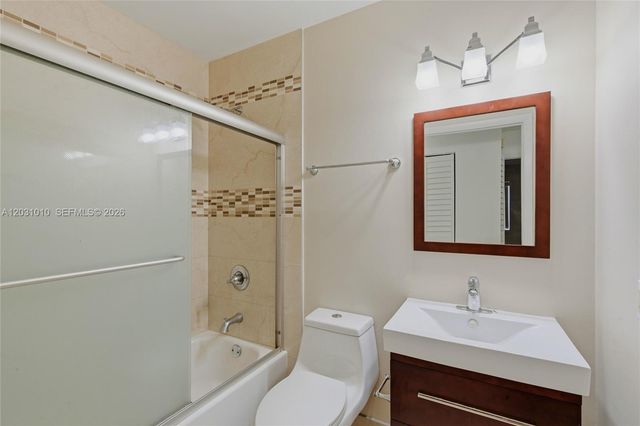 330 NW 114th Ave 7-105, Sweetwater, FL 33172