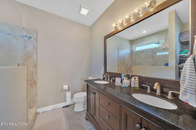 10501 Almanac Lane, Knoxville, TN 37932