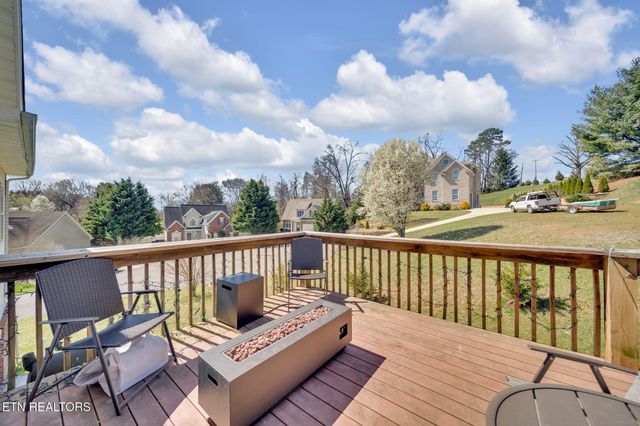 10501 Almanac Lane, Knoxville, TN 37932