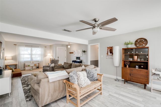 11512 Oak TRL, Austin, TX 78753