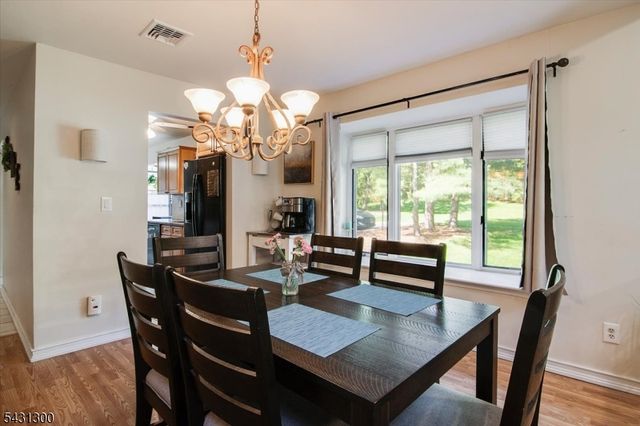 26 Little Falls Road 12, Cedar Grove Twp., NJ 07009