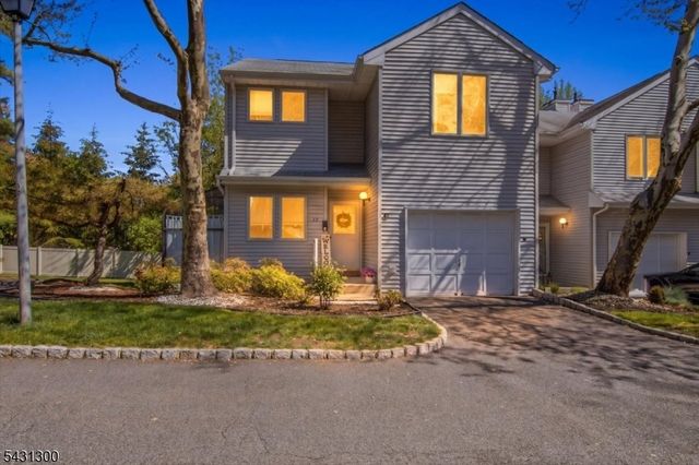 26 Little Falls Road 12, Cedar Grove Twp., NJ 07009