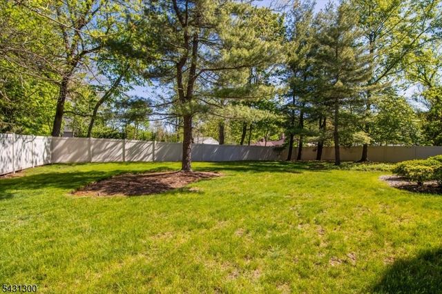 26 Little Falls Road 12, Cedar Grove Twp., NJ 07009