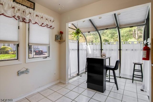 26 Little Falls Road 12, Cedar Grove Twp., NJ 07009