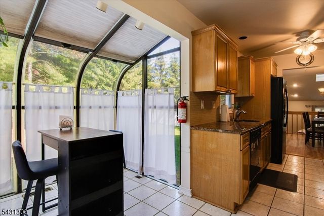 26 Little Falls Road 12, Cedar Grove Twp., NJ 07009