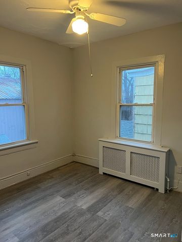 50 W. Washington Avenue 50, Stamford, CT 06902