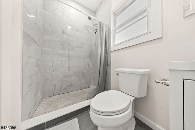 216 N Maple Ave, East Orange City, NJ 07017
