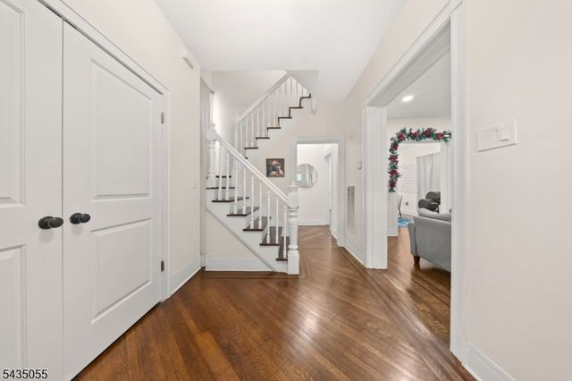 216 N Maple Ave, East Orange City, NJ 07017