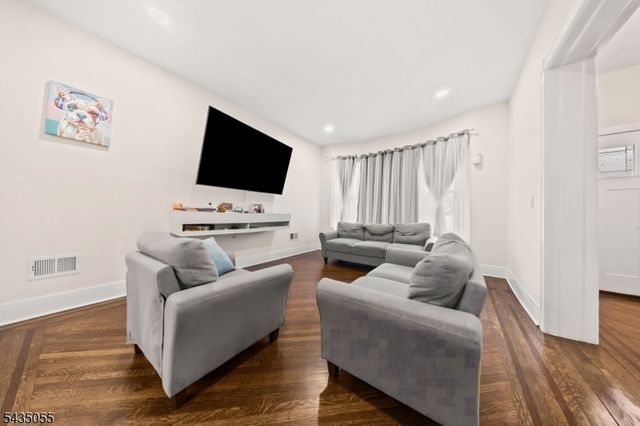 216 N Maple Ave, East Orange City, NJ 07017