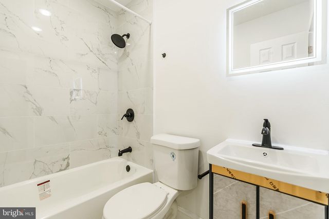 1923 S REDFIELD ST, Philadelphia, PA 19143
