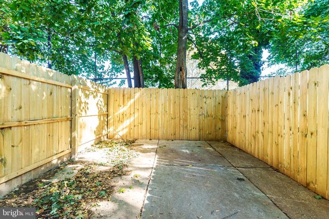 1923 S REDFIELD ST, Philadelphia, PA 19143