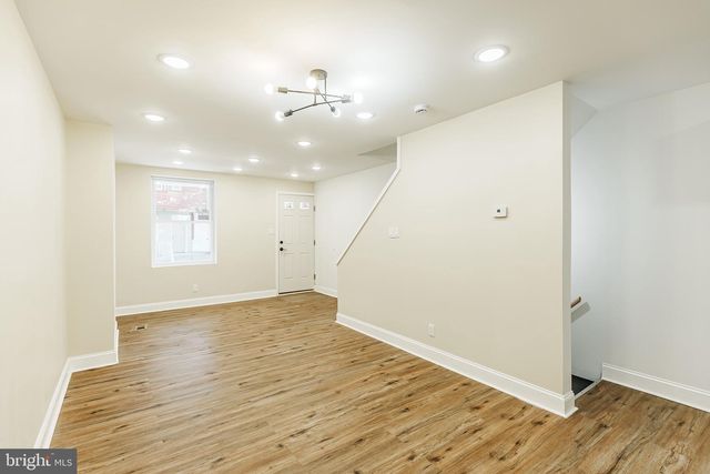 1923 S REDFIELD ST, Philadelphia, PA 19143