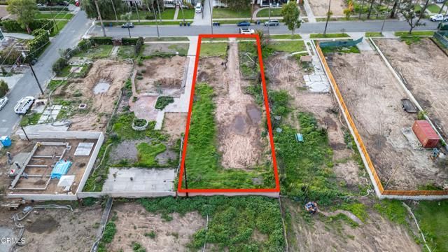 2032 Lewis Avenue, Altadena, CA 91001