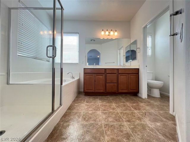 668 Forest Peak Street, Henderson, NV 89011