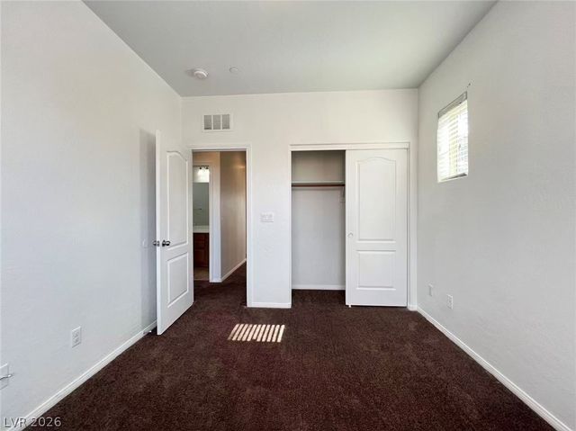 668 Forest Peak Street, Henderson, NV 89011