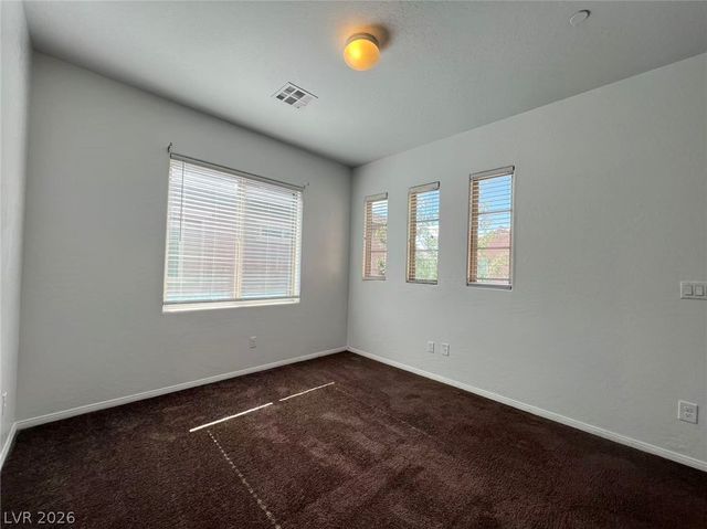 668 Forest Peak Street, Henderson, NV 89011