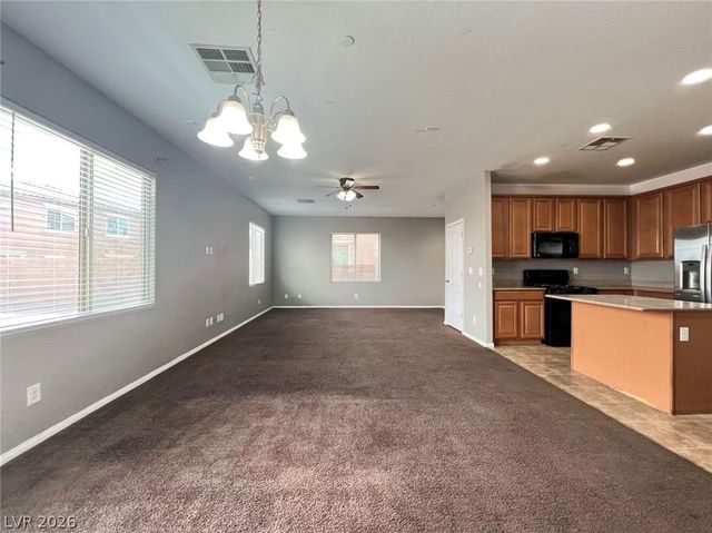 668 Forest Peak Street, Henderson, NV 89011