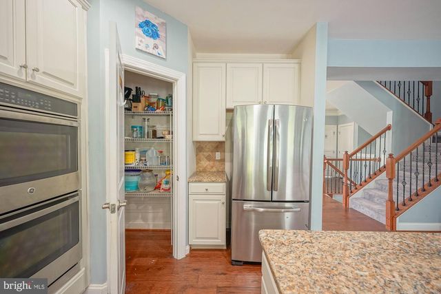 1 ISABELLE CT, Marlton, NJ 08053
