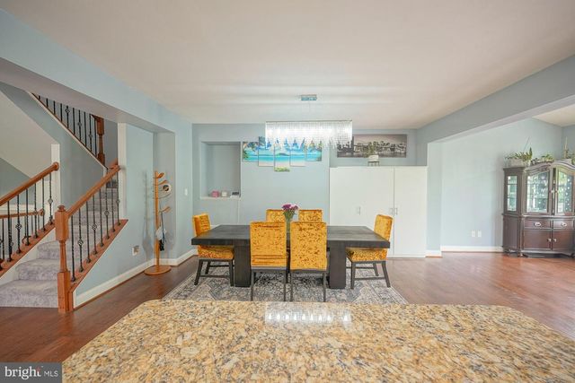 1 ISABELLE CT, Marlton, NJ 08053