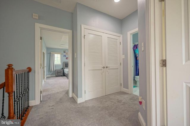 1 ISABELLE CT, Marlton, NJ 08053