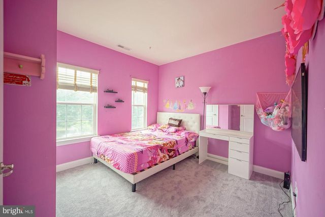 1 ISABELLE CT, Marlton, NJ 08053