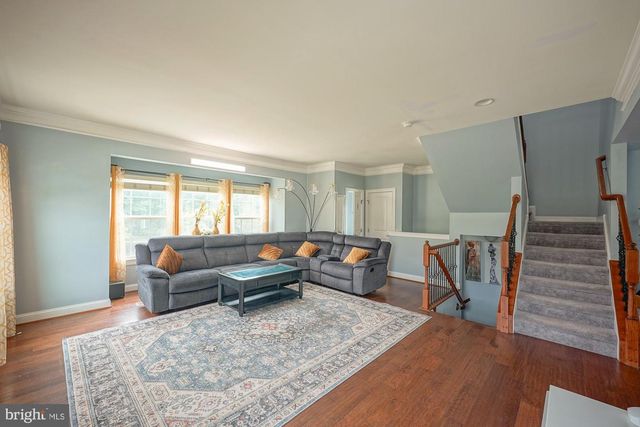 1 ISABELLE CT, Marlton, NJ 08053