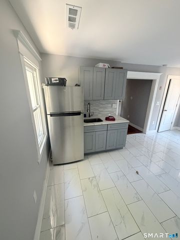32 Alstrum Street 2, Hamden, CT 06514