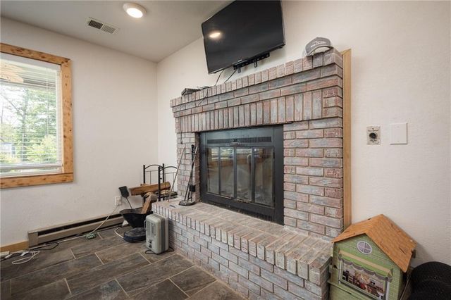 28887 Mortensen Road, Lincoln, MO 65338