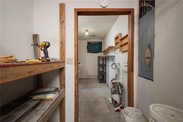 28887 Mortensen Road, Lincoln, MO 65338