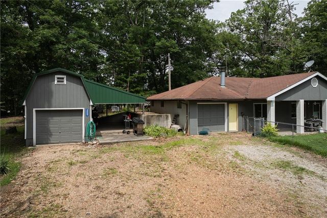 28887 Mortensen Road, Lincoln, MO 65338