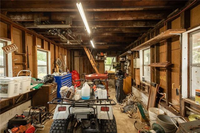 28887 Mortensen Road, Lincoln, MO 65338