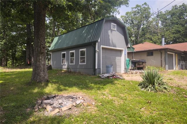 28887 Mortensen Road, Lincoln, MO 65338