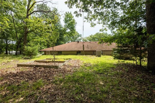 28887 Mortensen Road, Lincoln, MO 65338