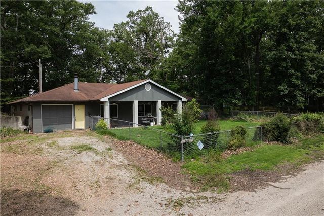 28887 Mortensen Road, Lincoln, MO 65338
